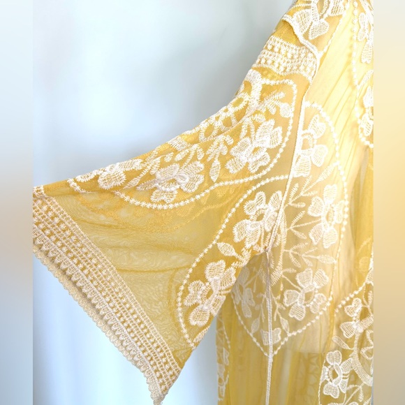 NWOT Vanity Collection Yellow Sheer Kimona Duster Cover Up Coat - Picture 6 of 9